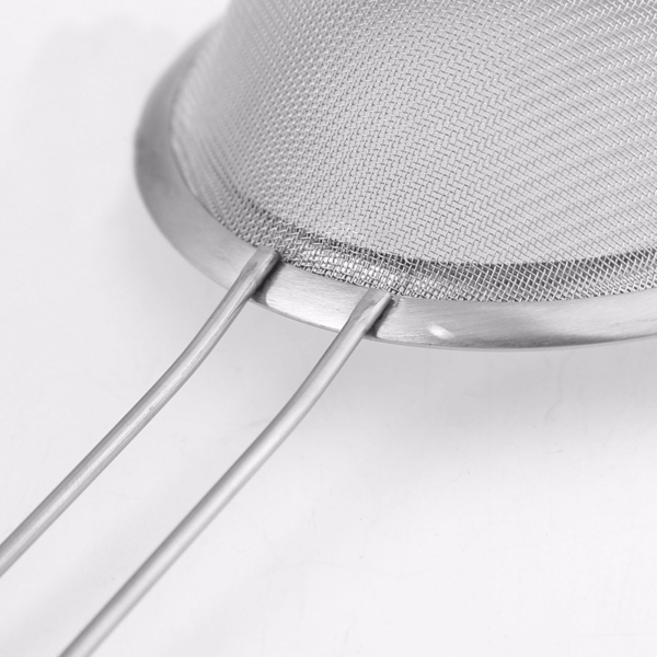 Stainless steel strainer ,mental handle